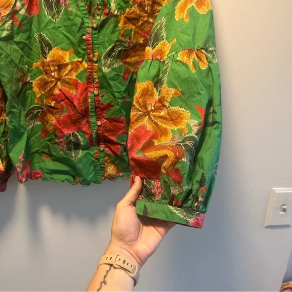 Bundle of Farm Rio Tops - Picture 6 of 12